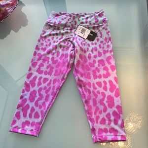 Woman’s pink sun legging, Capri extra small pink great